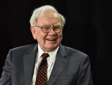 Εδωσε 2,8 εκατ. ευρώ για να... δειπνήσει με τον Γουόρεν Μπάφετ